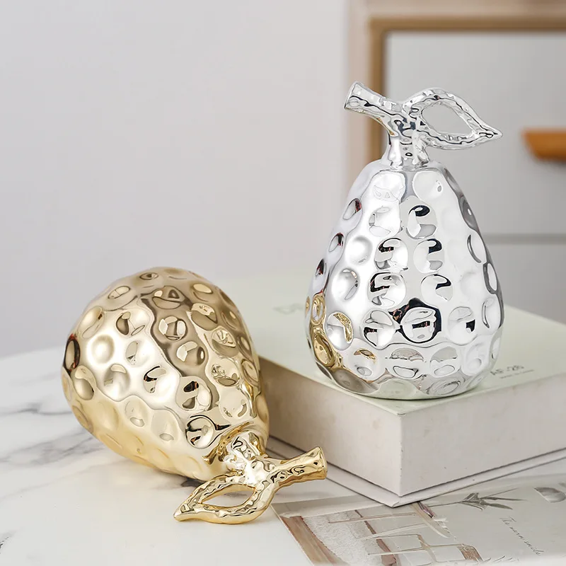 Light Luxury Ceramic Fruit Figurine, Electroplated Apple Pear Statue