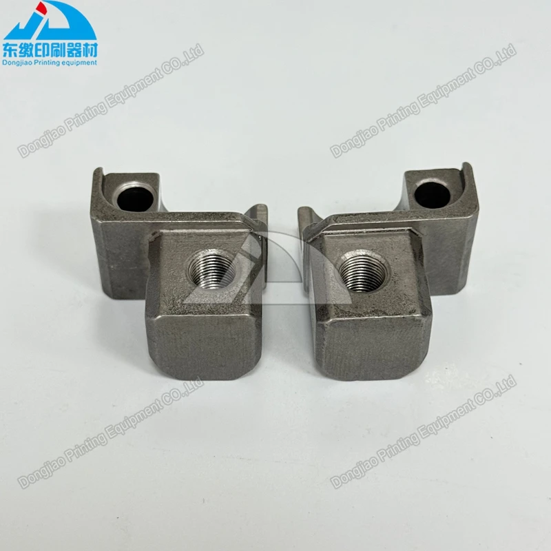 Offset การพิมพ์อะไหล่เครื่อง Roller Bracket L2.030.485 L2.030.486 สําหรับ Heidelberg PM74 SM74 พิมพ์เครื่องสไลด์