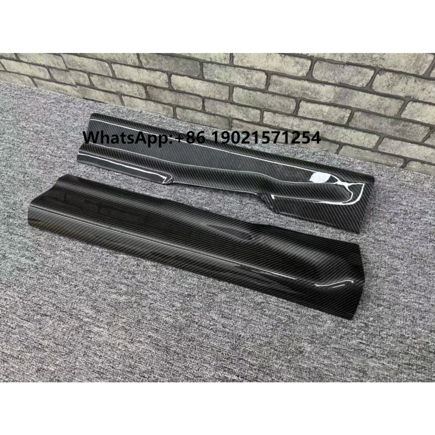 

High Quality OEM Automotive Interior Parts Suitable for Ford Mustang GT350 GT500 Door Sill Trim Interior