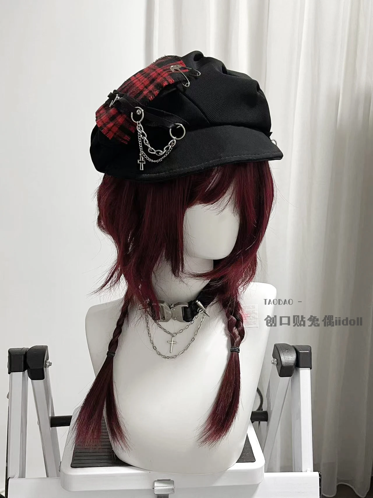 Original Subculture Punk Cross Neutral Berets Female Girls Y2K Dark Plaid Beret Cloud Hat Soft Brim Cool Caps