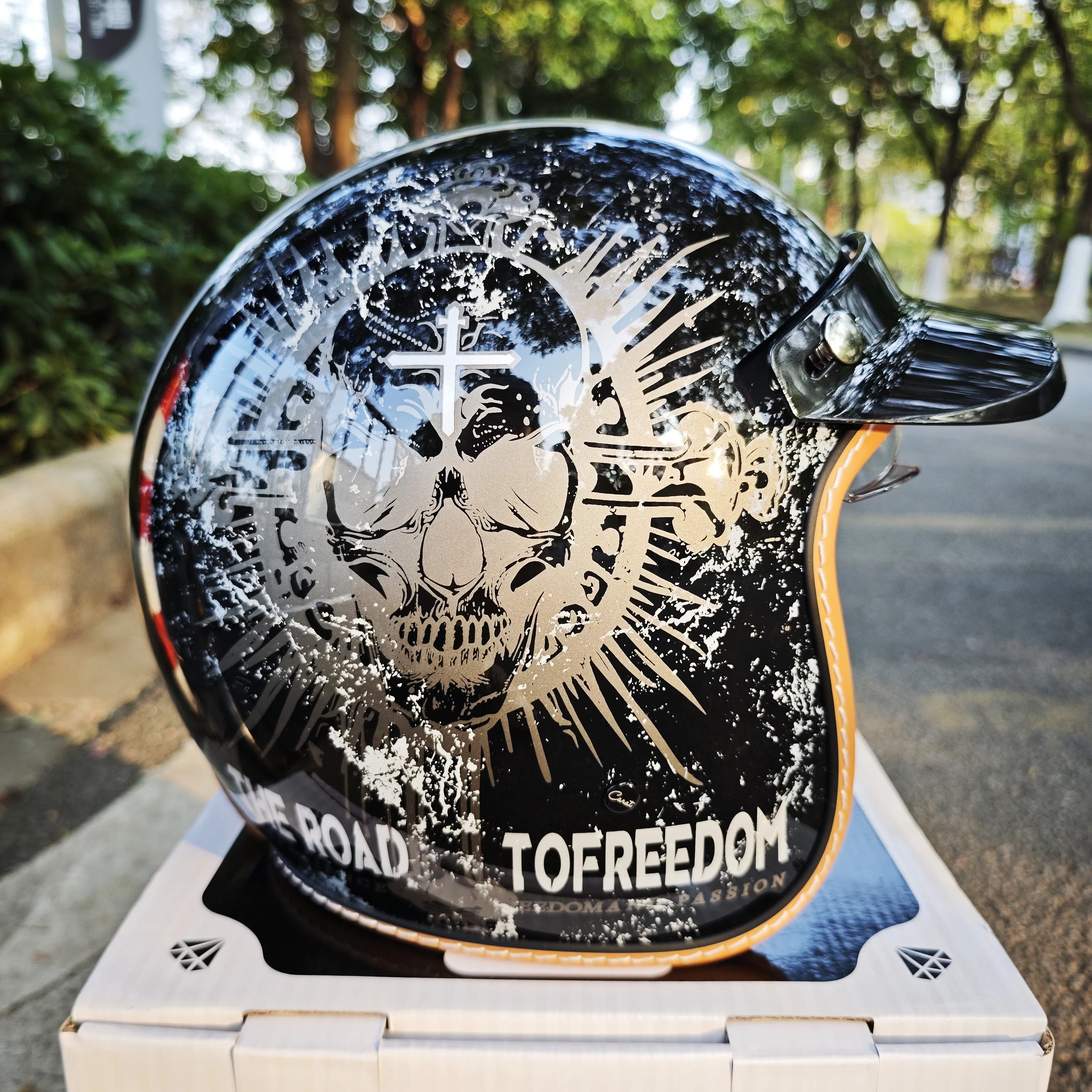 

Motorcycle Helmet High-quality Men Protective Riding Breathable Windproof Sand Resistant Detachable Off-road Motorbike Helmet