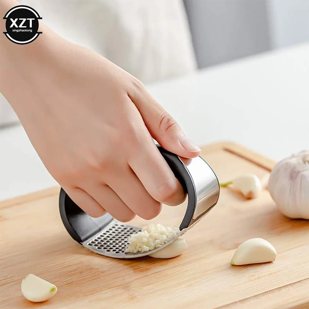 1PC Food Grade Stainless Steel Garlic Press Manual Garlic Mincer Chopping Garlic Tools Curve Fruit Vegetable Tool Kitchen Gadget