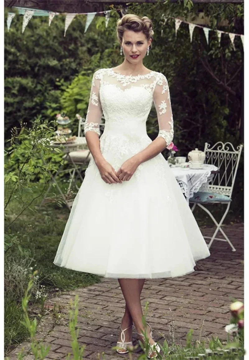 Vintage 1950's Stijl Korte Kanten Tuin Trouwjurken Halve Mouwen Doorschijnende Hals Kanten Bruidsjurken Thee Lengte Vestidos De Novia