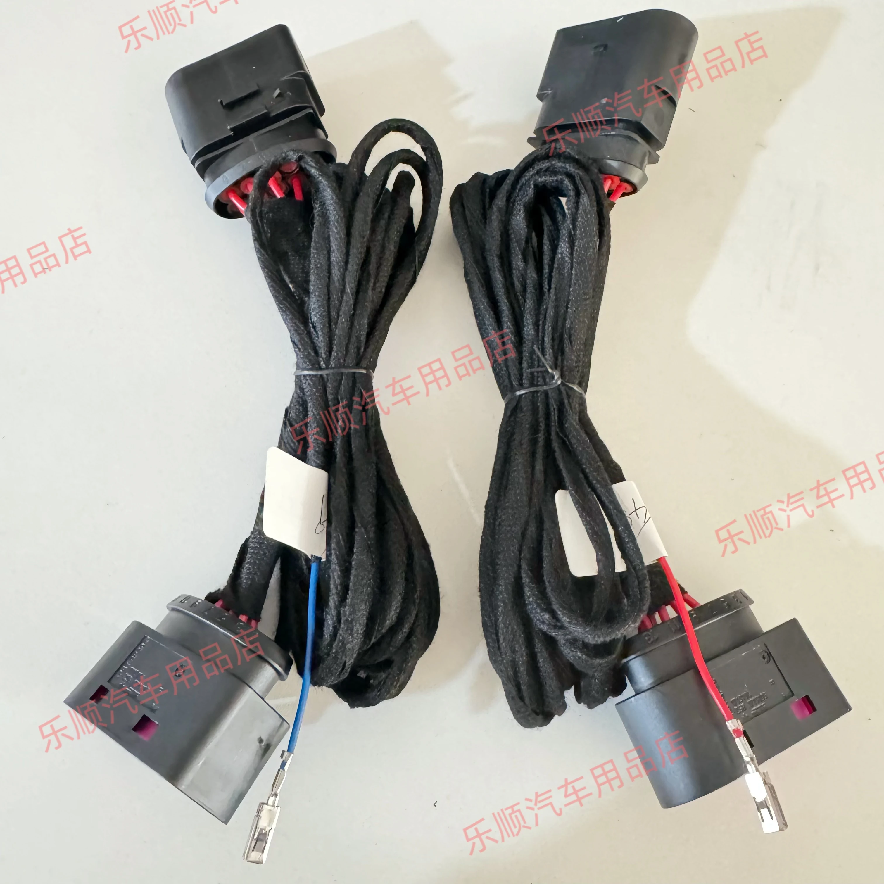 Suitable for the low and high specification headlight adapter cables of the Volkswagen Phaeton B7 model