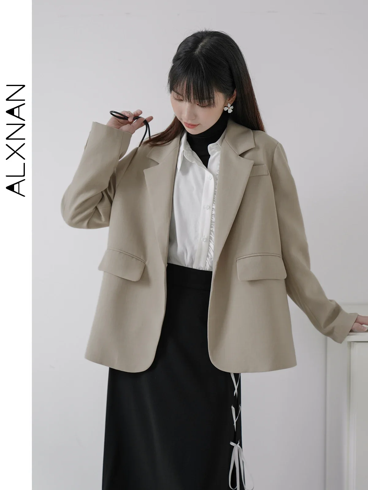 

ALXNAN Women's Fall Casual Blazers 2024 Fall Winter Fashion Suit Collar Long Sleeve Single Breasted Loose Tailored Coat LXN13202