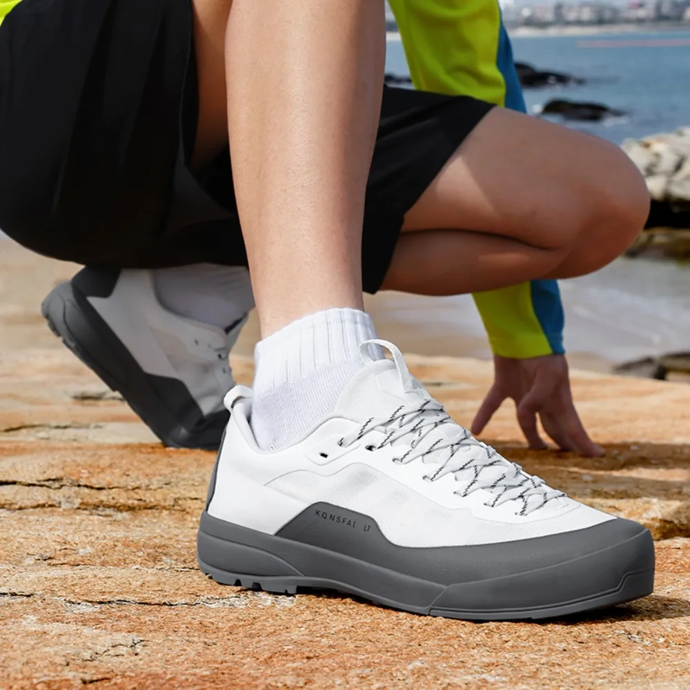 Hiking Climbing Running Shoes Rubber Sole Winter Season Men's Casual Sports Shoes Outdoor City Waterproof Breathable Comfortable