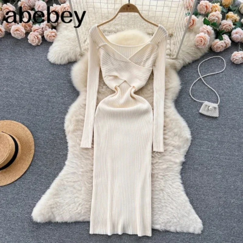 Chain Halter Knitted Dress Deep V Neck Long Sleeves Corss Solid Women Skinny Fashion Autumn Sexy Elegant Sweater Dress