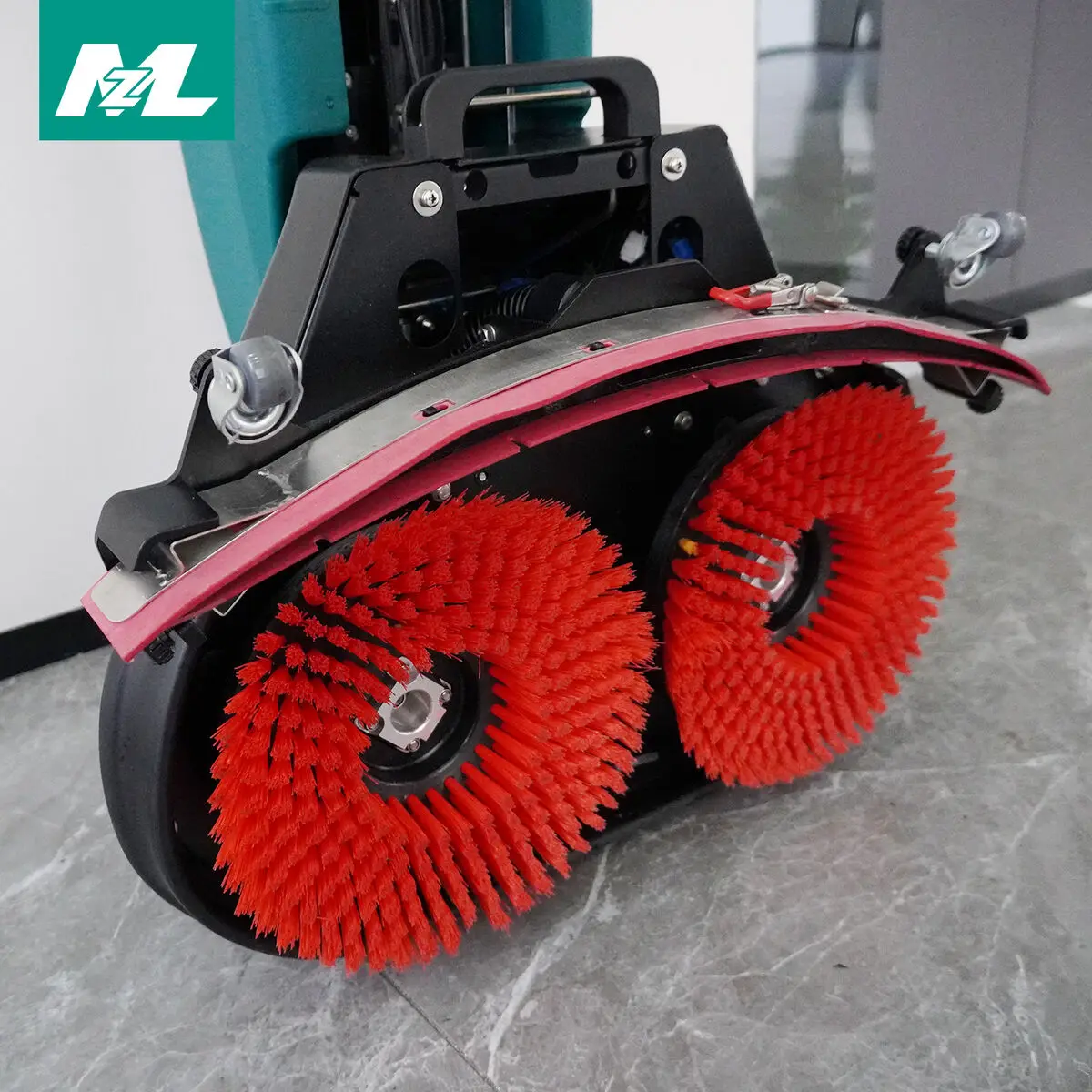 عصا لاسلكية خزان مياه مزدوج التنظيف الذاتي ممسحة كهربائية مكنسة أرضية