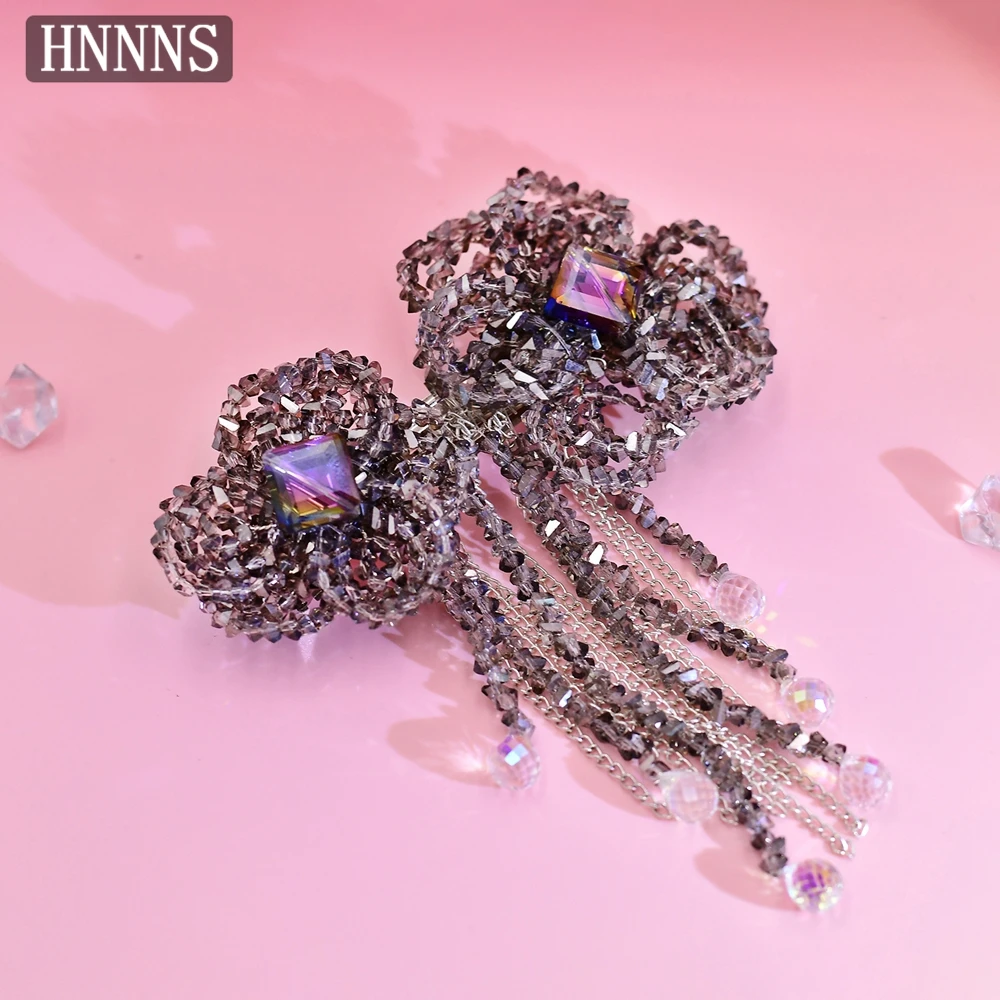 TOPQUEEN Sposa alla moda Matrimonio Fiocco viola Fatto a mano con perline Nappa da donna Elegante banchetto Festa Copricapo quotidiano YXA68