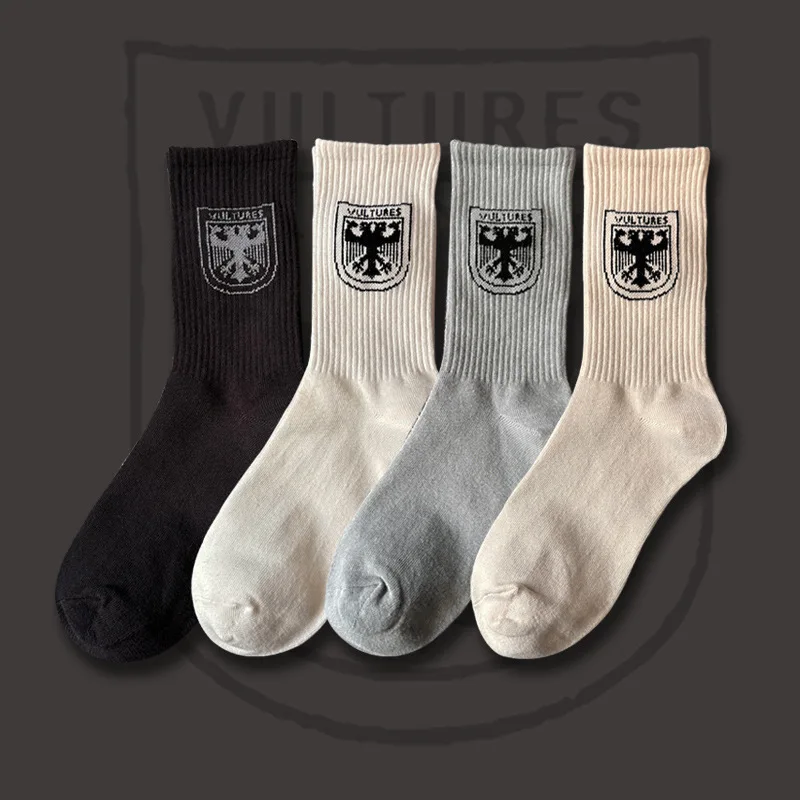 4 paare/schachtel Socken Mann Parodie Kanye Geier '1' Hip Hop Match Basketball Fuzzy Socken Männer Frauen Mode Socken Geschenke für Männer – Detail 3