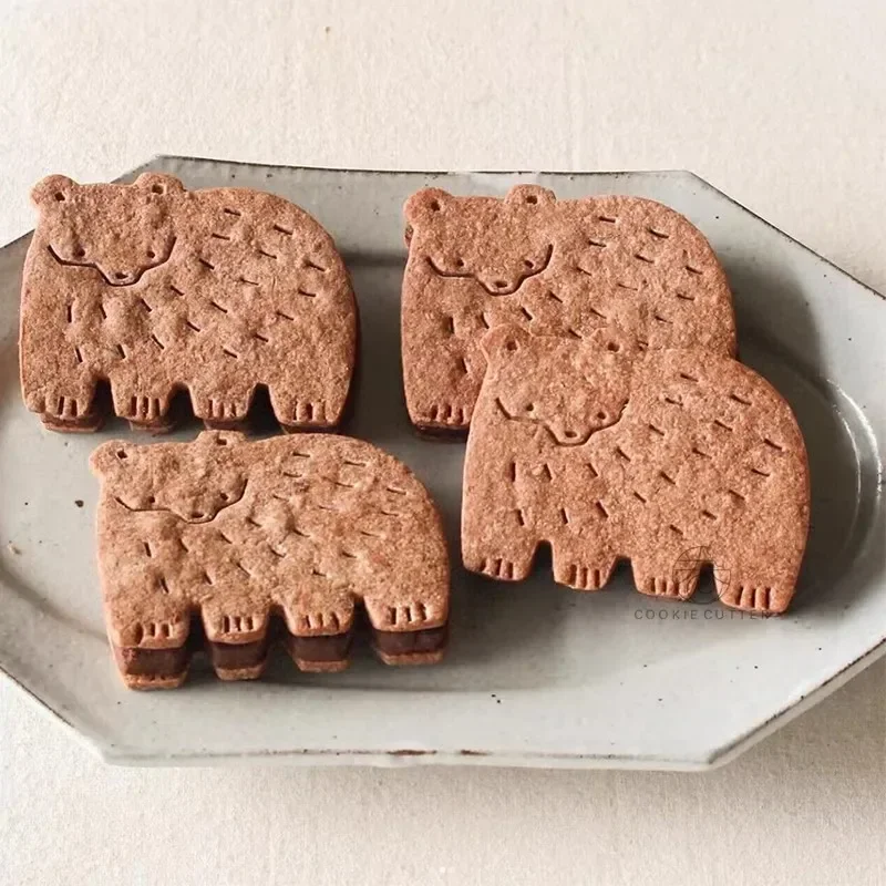 Nordic Style Cartoon Bear Biscuit Embosser Mold Polar Bear Cookie Cutters Fondant Biscuit Stamp Moulds Cake Decoration Tools