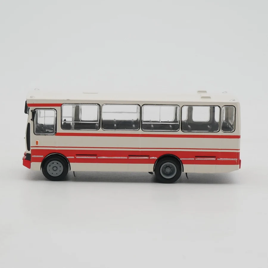 IXO 1:72 Bus Jelcz 080 Diecast Car Model Metal Toy Vehicle Alloy Collection Gifts