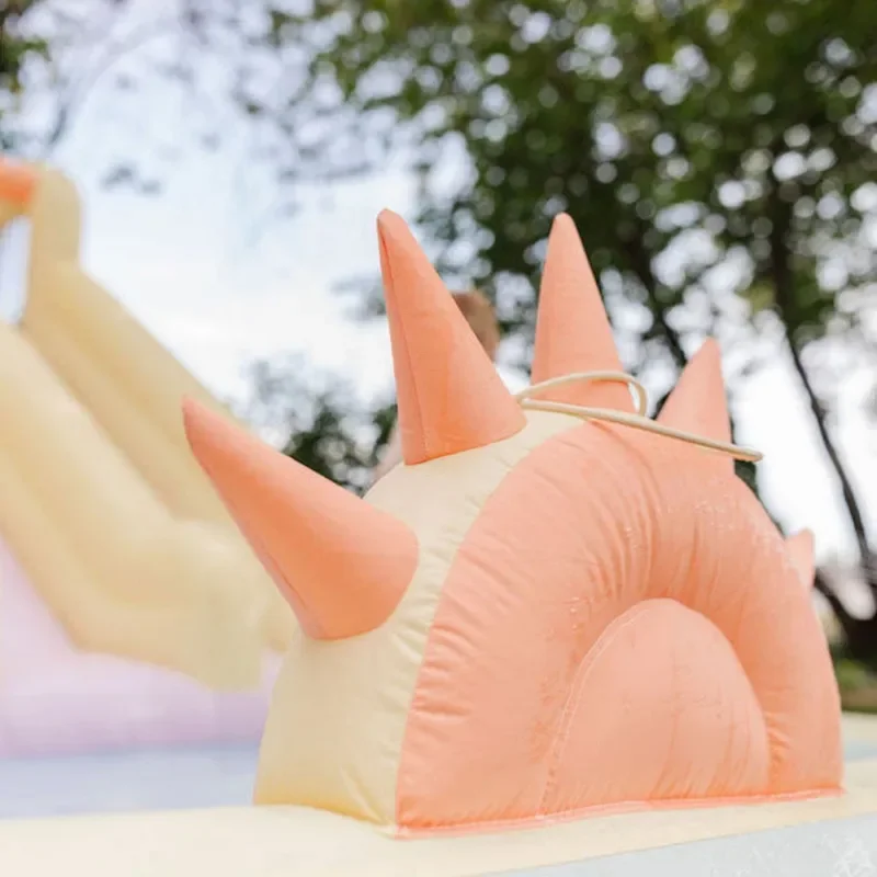 Kinderkasteel springkasteel opblaasbare waterglijbaan kleurrijk opblaasbaar kasteel met glijbaantrampoline