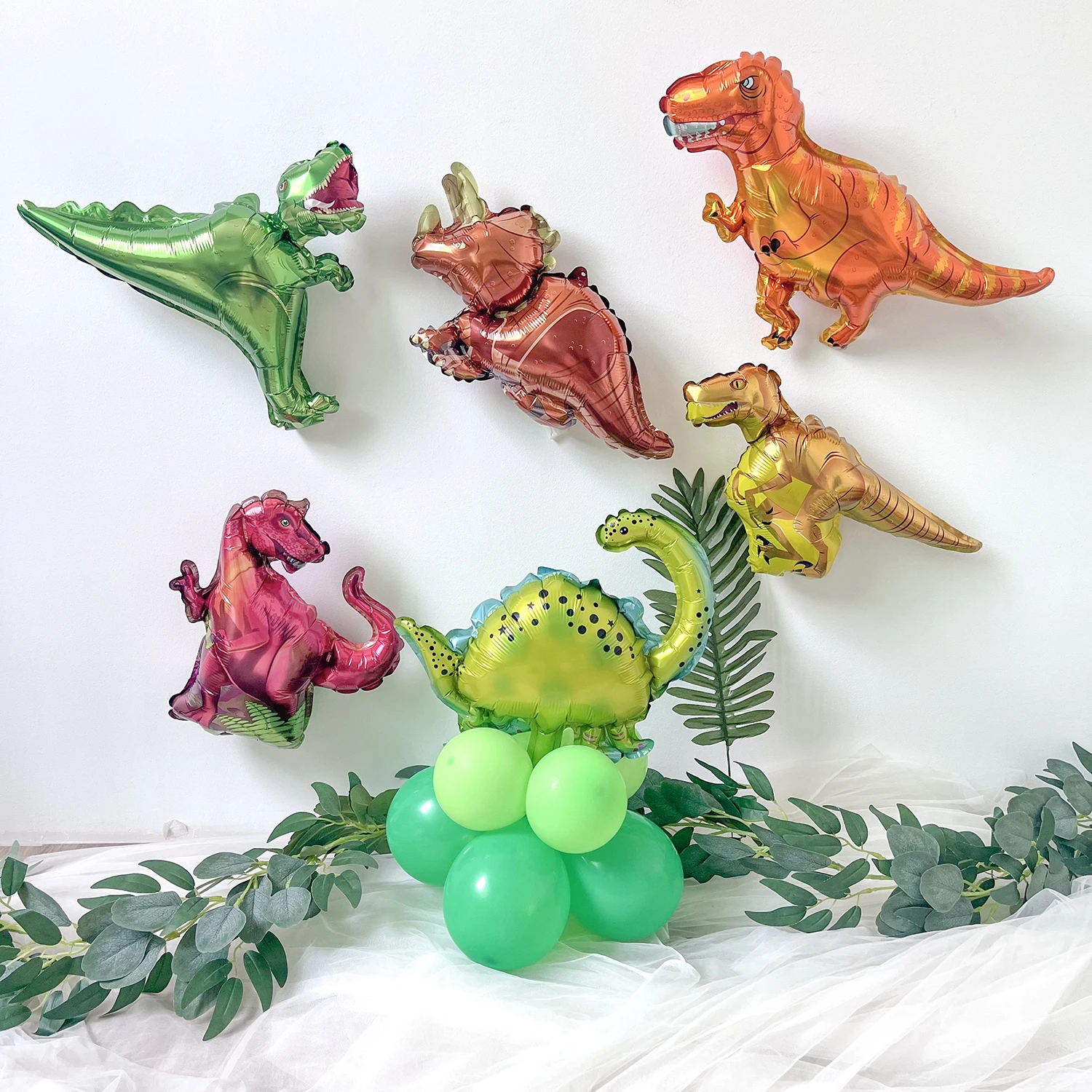 6pcs Dinosaur Balloon Set Tyrannosaurus Rex, Raptor Triceratops, Aluminum Film Balloon, Children\'s Birthday Party Decoration