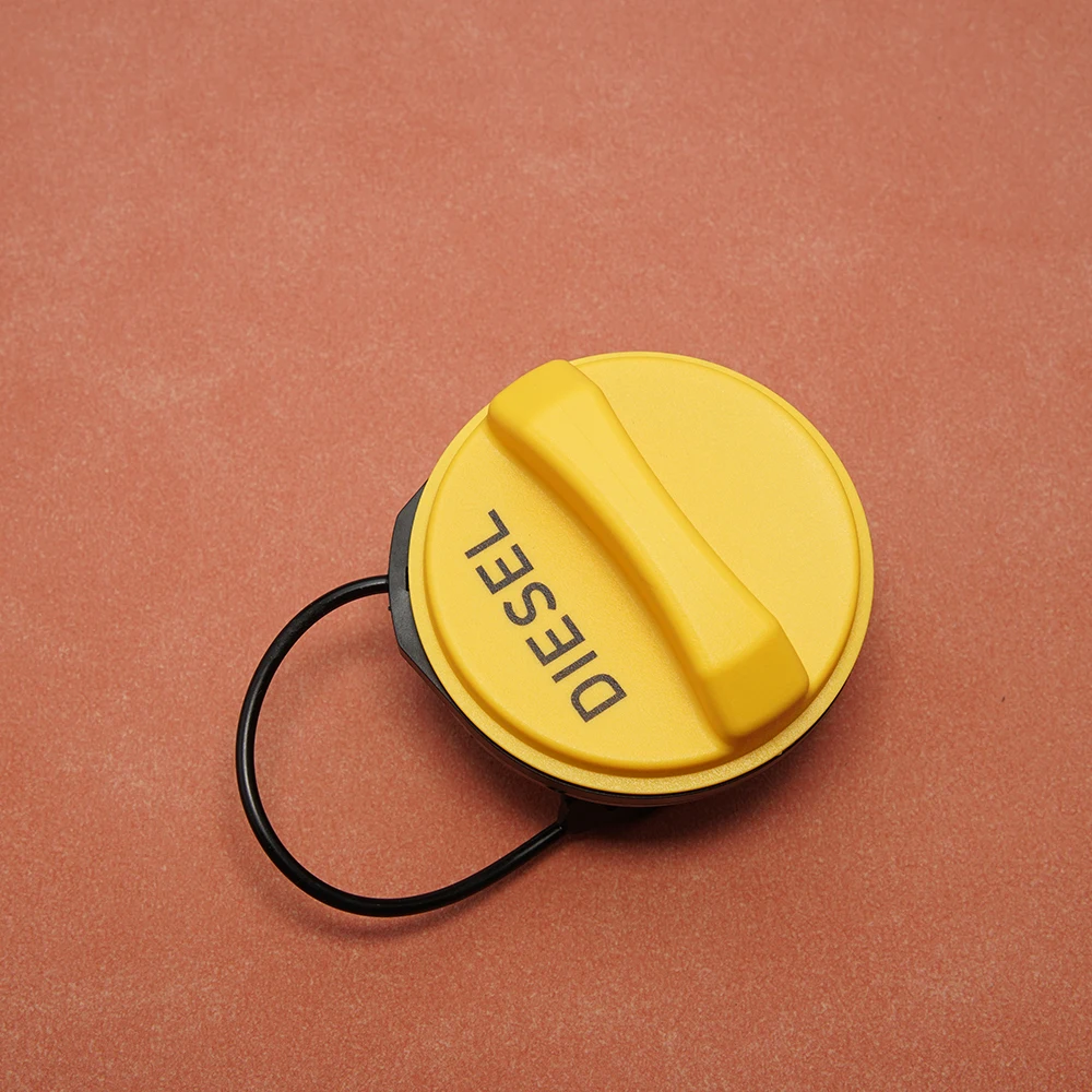 LR053666 Fuel Gas Tank Filler Cap for Land Rover LR3 LR4 Discovery 3 4 5 Range Rover Evoque Range Rover Sport Diesel engine