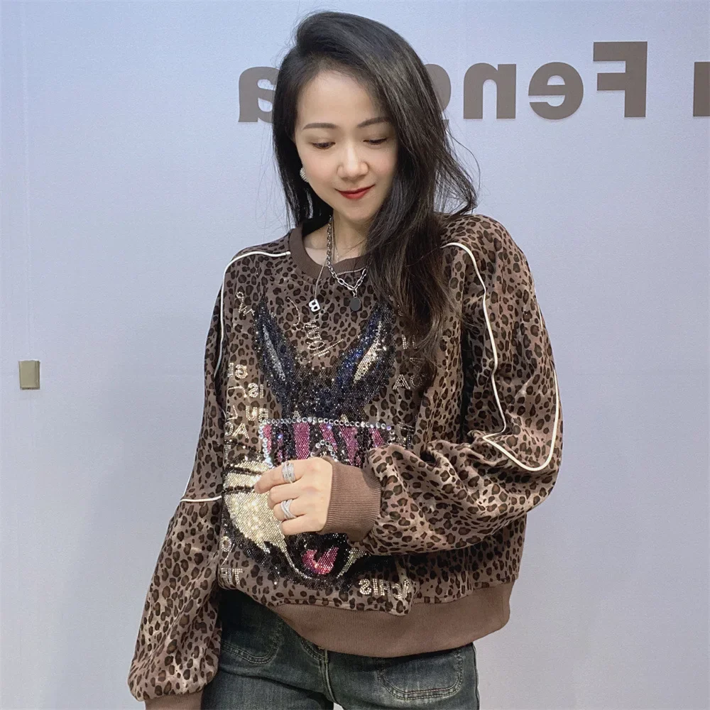 Fashion Leopard Short Sweatshirt Women Autumn Winter Thicken Velvet Loose O-neck Pullover Top Hot Drilling Bunny Casual Hoodies