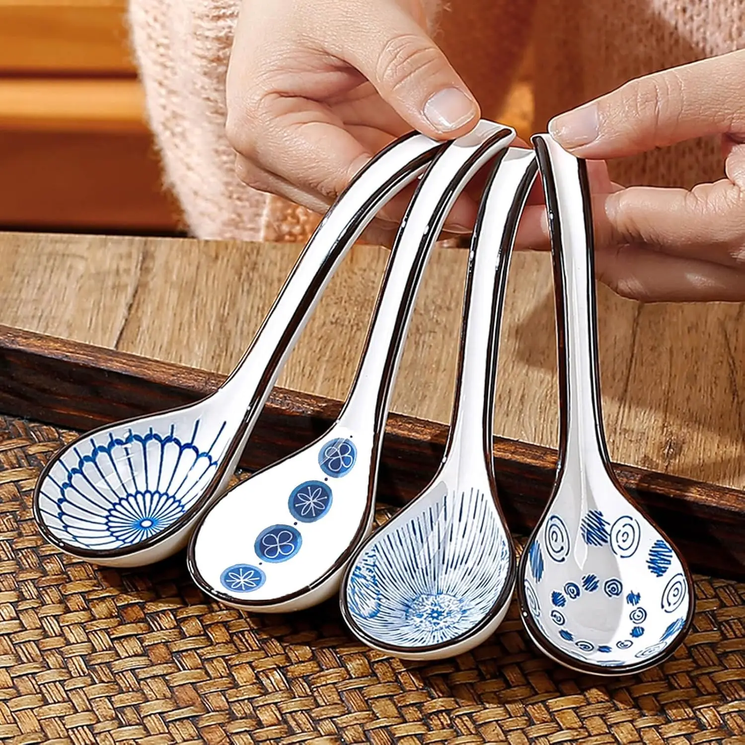 Asian Soup Spoon Set of 4, Ceramic Soup Spoons, 6.5 inch Soup Spoon Set with Long Handle Non-slip Bottom, Japanese Soup Spoons f