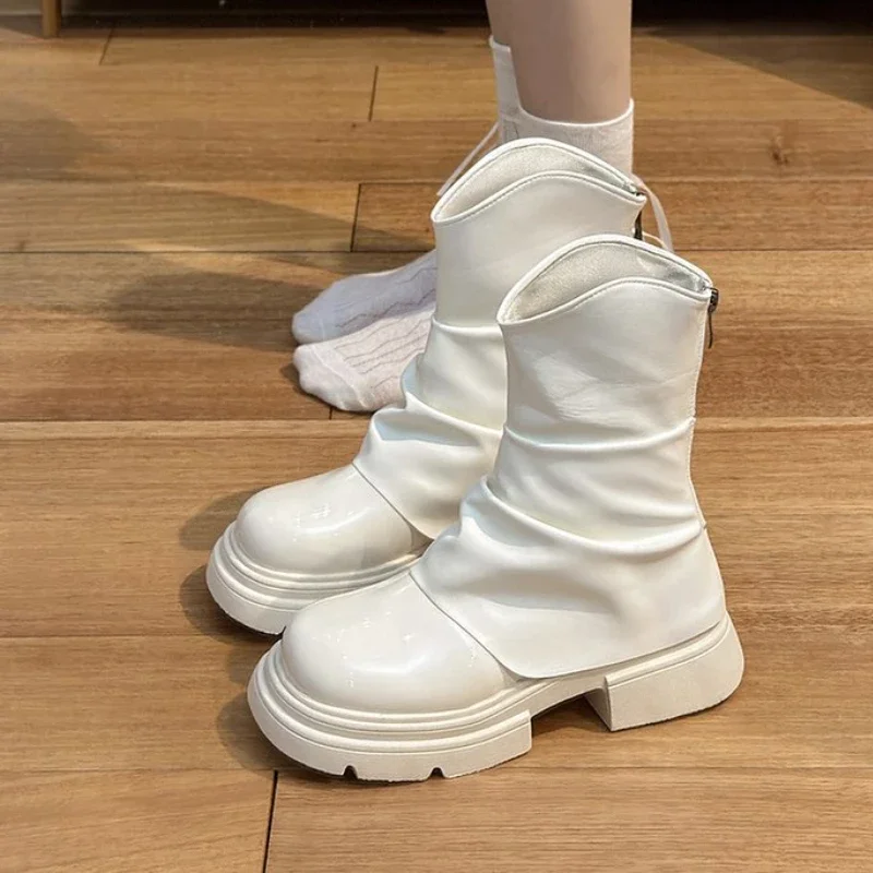 2024 New Winter Women\'s Thick Bottom Anti Slip Flat Round Head Pleated Back Zipper Fashion And Calf Warm Boots