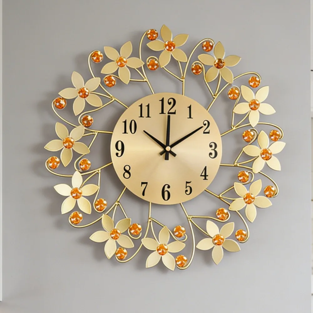 Iron Flower Wall Clock Quartz Movement Silent Mechanism Decorative Clock Metal Frame Crystal Ornament Wall-mounted Clock