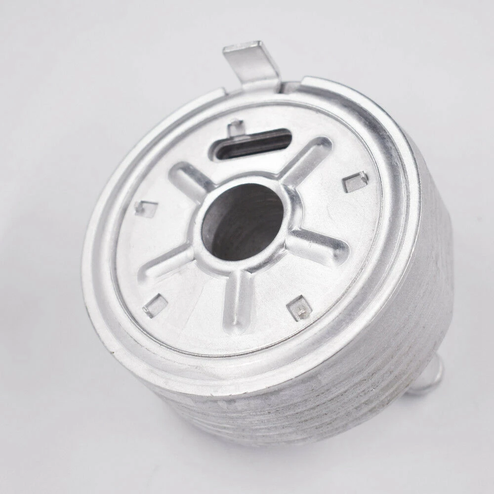 

#384W 21305-5M301 Engine Oil Cooler for Nissan Navara D22 YD25 (Silver)