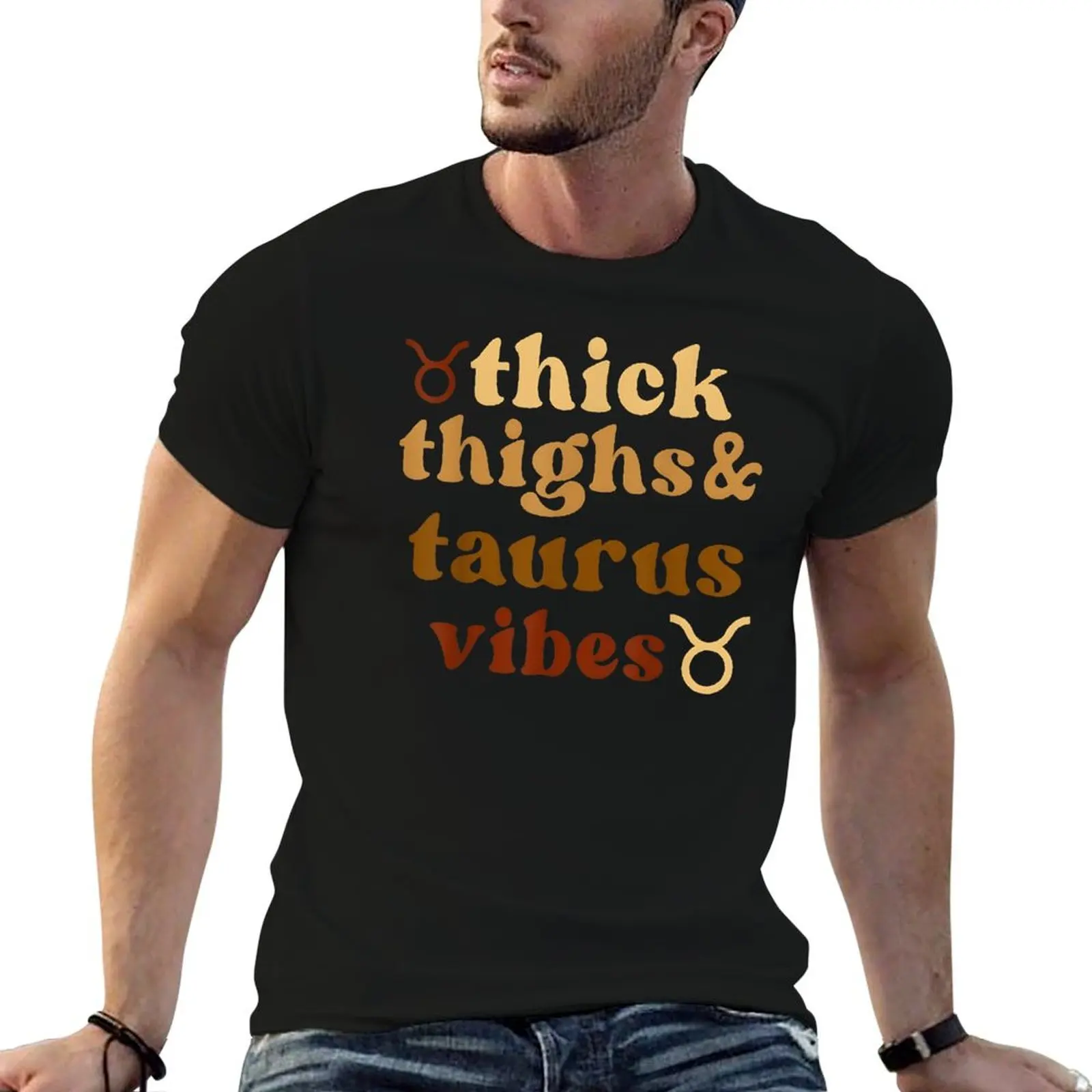 

Футболка Thick Thighs Taurus Vibes Harajuku Motion Sarcastic Футболка Лидер продаж Активный конкурс Европейский размер