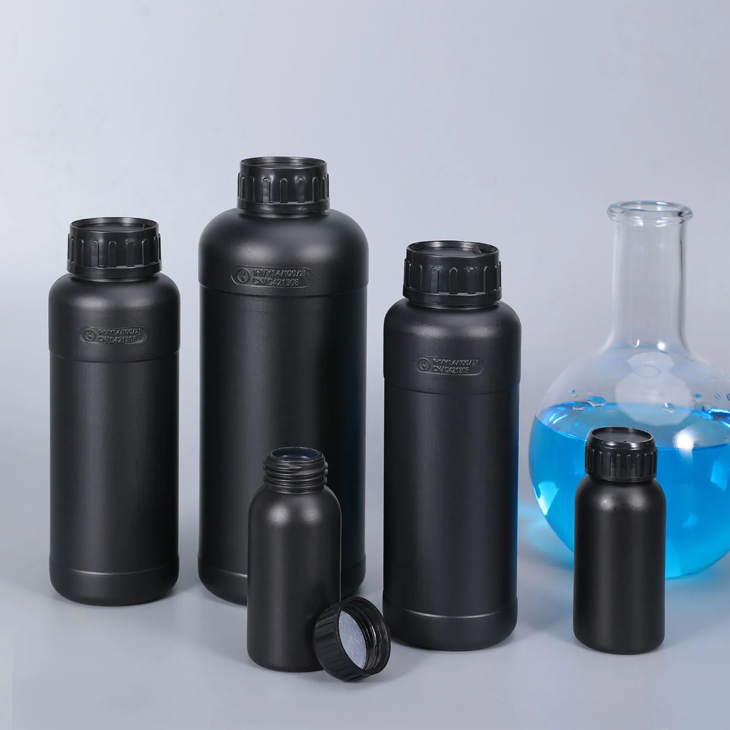 1Pcs 100ML-1000ML PTFE Layer Black Plastic Reagent Bottle New Food Grade HDPE Screw Capped Liquid Refillable Bottle