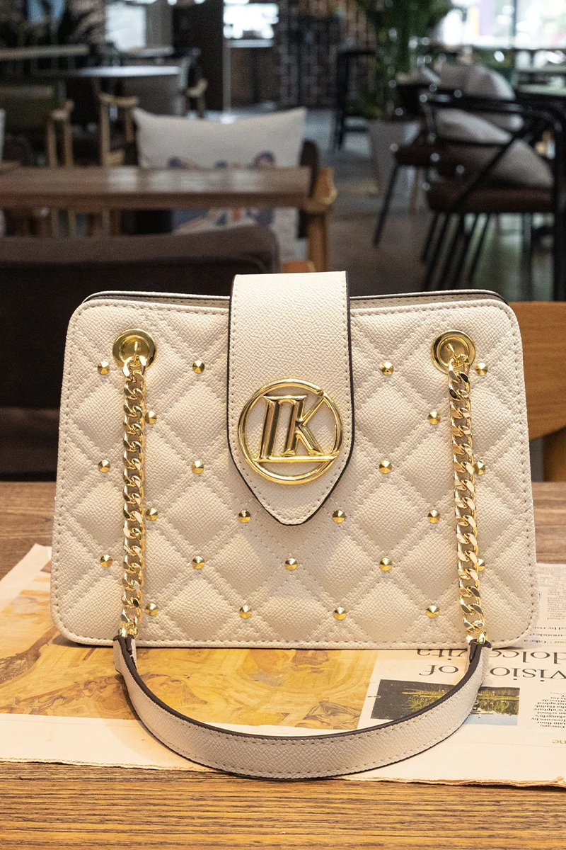 2023 new small square bag advanced sense one shoulder hand diamond check bag