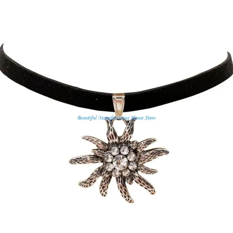 E56A Edelweiss Necklace Women Costume Jewelry Flower Pendant German Oktoberfest Choker Clavicle Chain