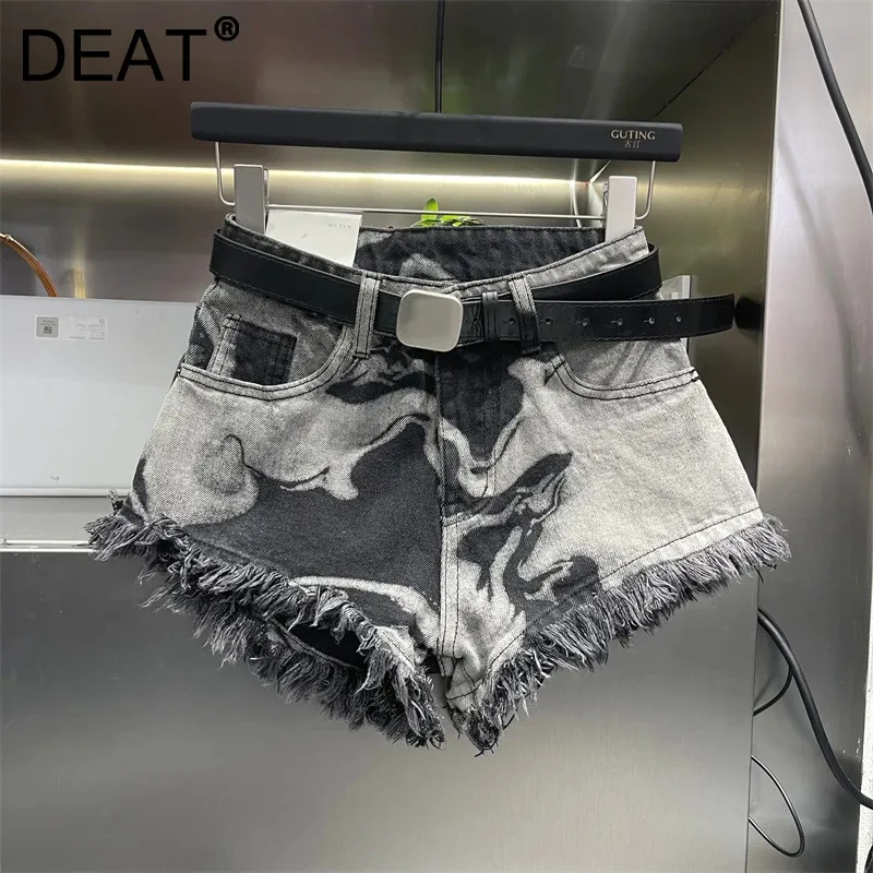 DEAT Women's Fashion Tie Dyed Burrs Edge Taeesl Contrast Color Denim Shorts Trendy Short Pants Female 2025 Spring New 11A02389