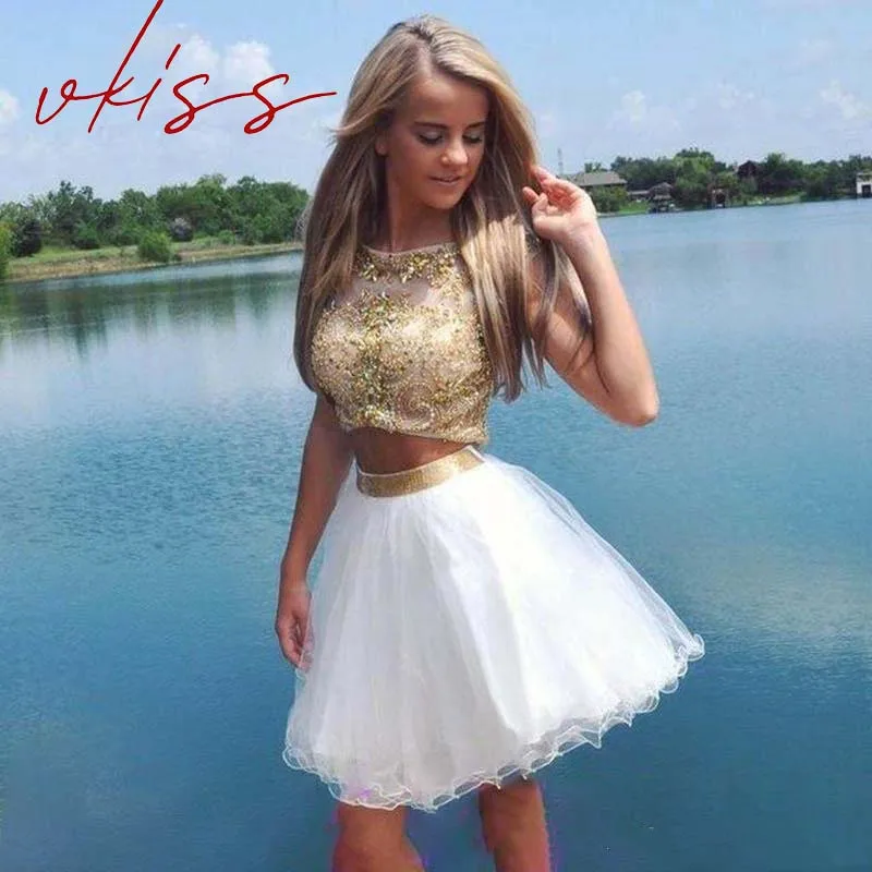 Elegant White and Gold Beaded Two Pieces Short Homecoming Dresses Luxury A-Line Sweet 15 Graduation Cocktail Party Dress 2023