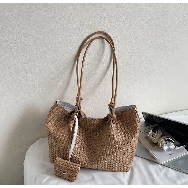 حقيبة كلاسيكية أنيقة للسيدات، مصنوعة من الجلد الفاخر، حقيبة كتف نسائية أنيقة