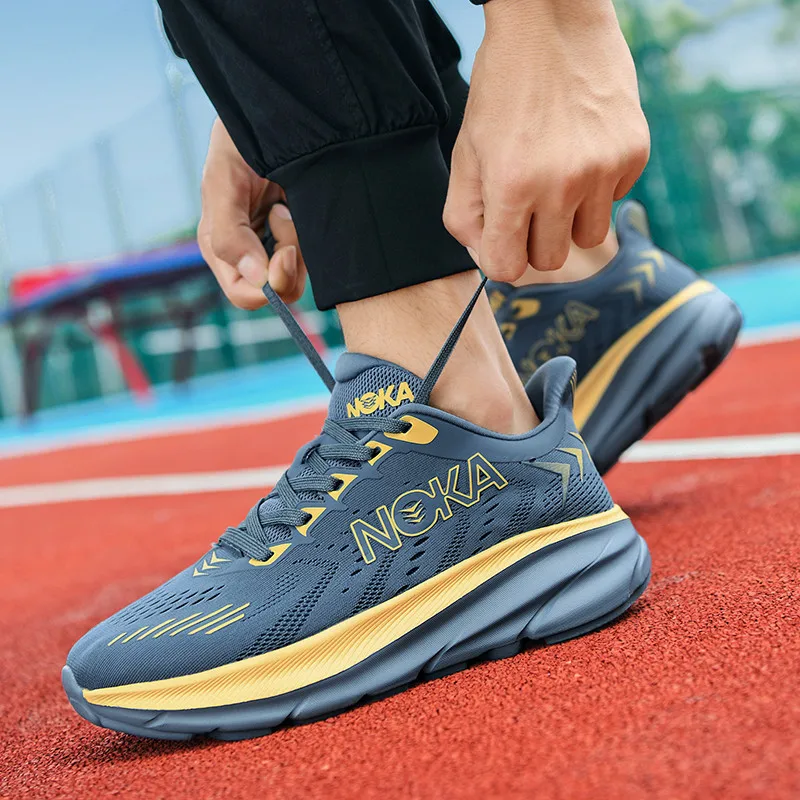 Sports running shoes male fashion sports students spring wear-resistant anti-slip thick sole ultra-lightweight shock absorption