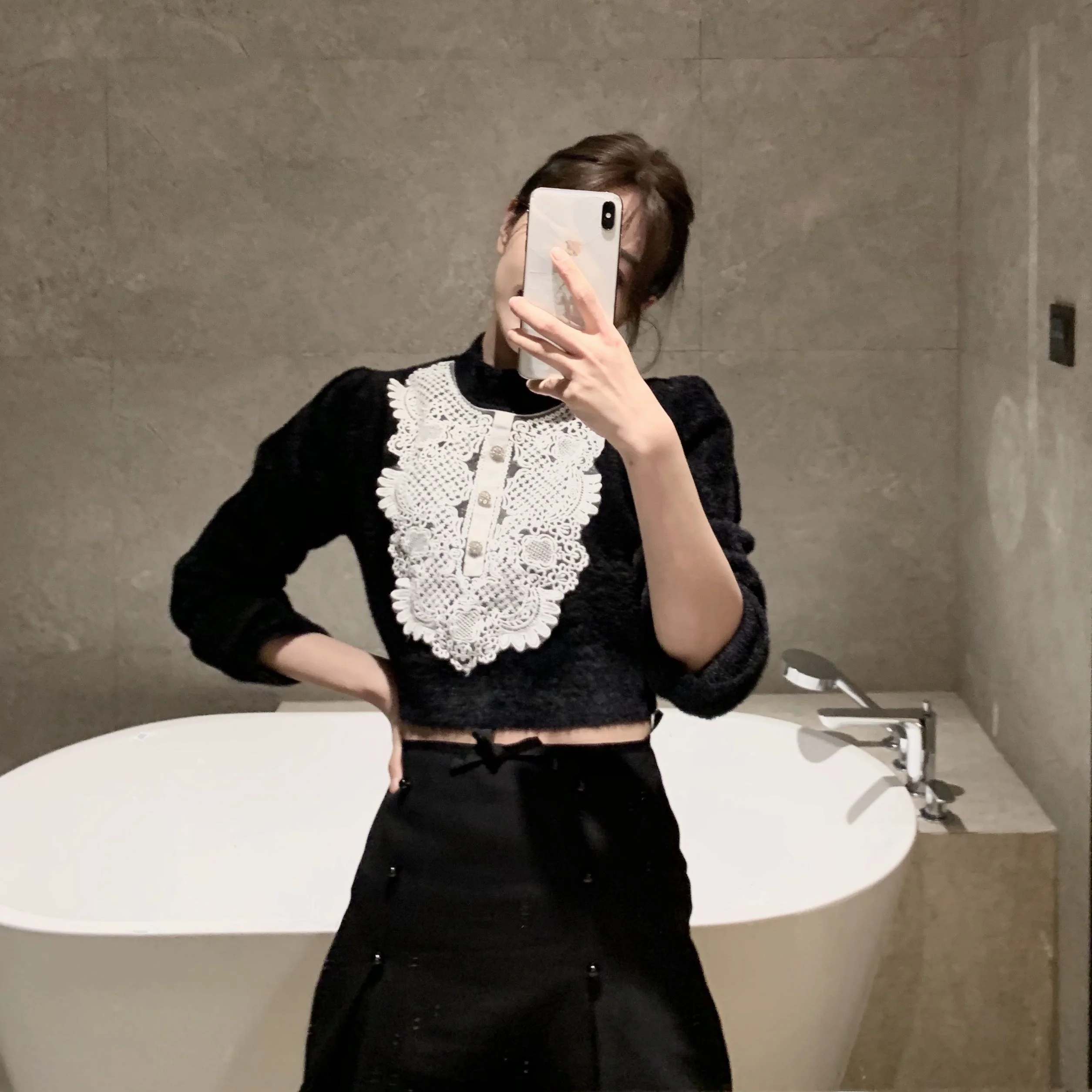 

Свитер Amor ort Plu с кружевными вставками и пуговицами, приталенный, с длинными рукавами, круглым вырезом, зимний, для повседневной носки