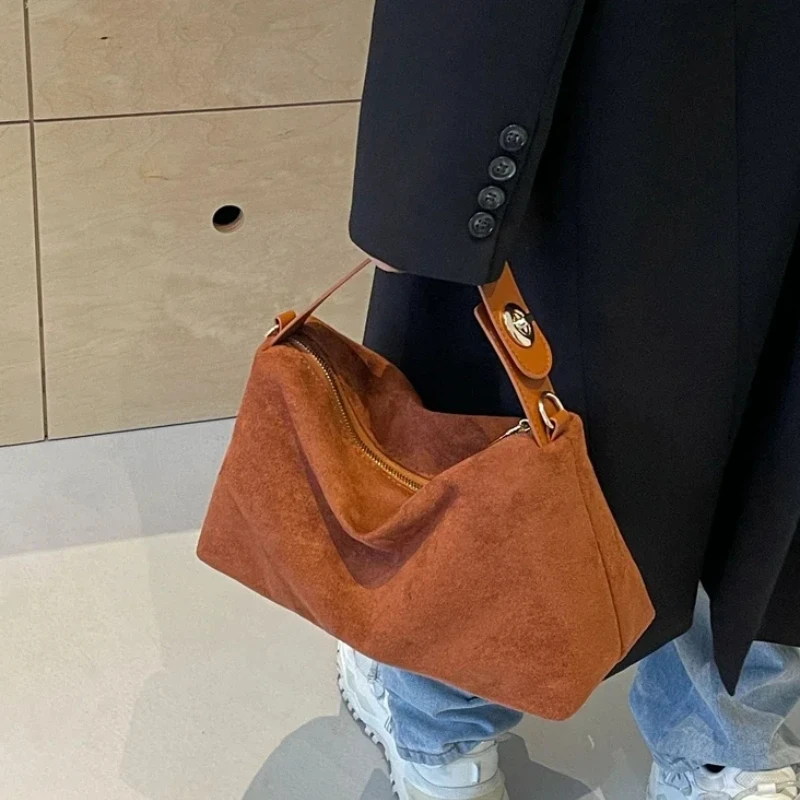 2026 New Faux Suede Sweet Women\'s Bag Suede Large Capacity Women\'s Shoulder Bag Fashion Versatile Casual Dual Purpose Handbag