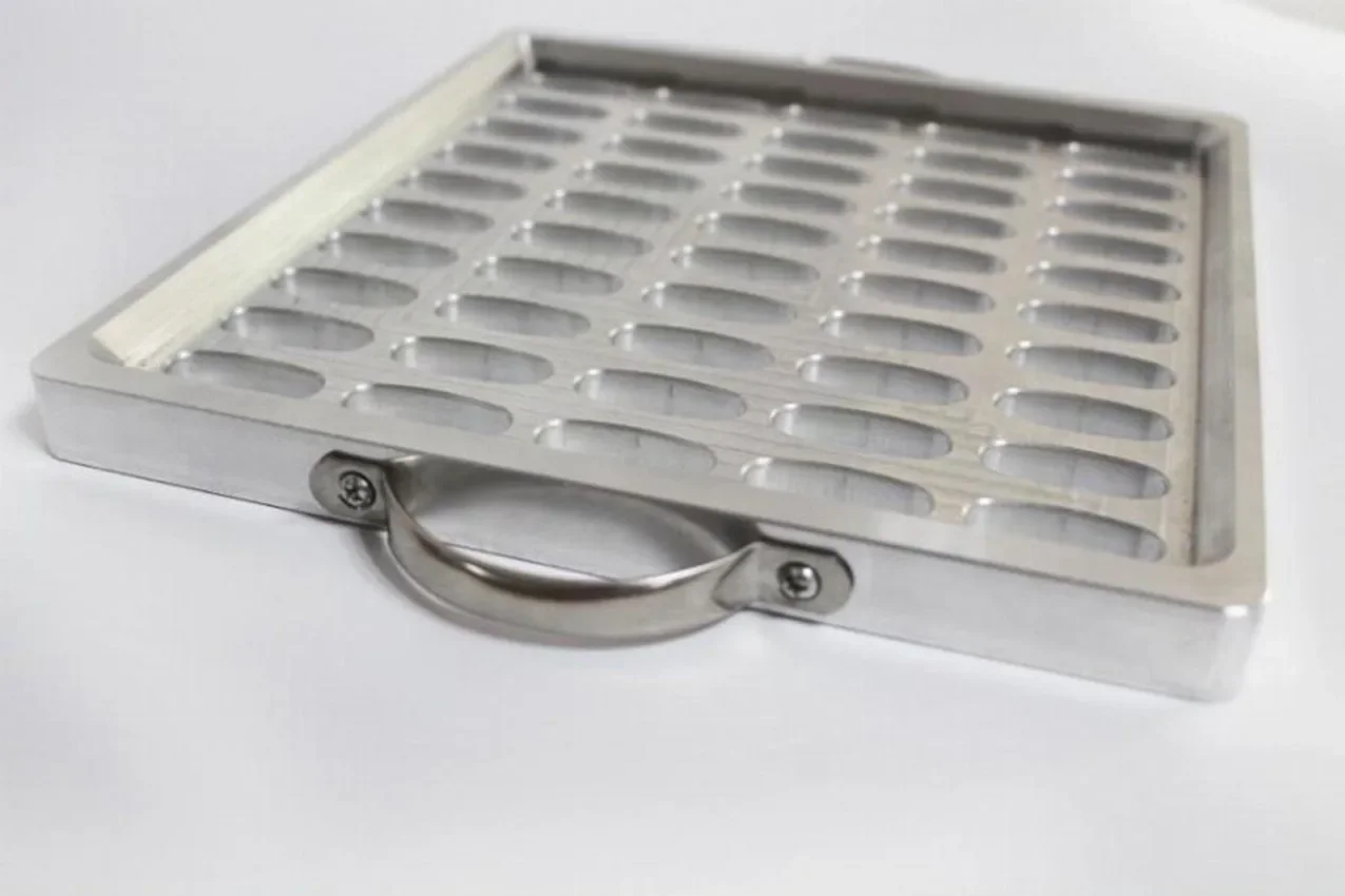 50-Hole Aluminum Lip Balm Filling Tray, Commercial Oval Lipstick Mold with 15g Cavities & Cooling Rack