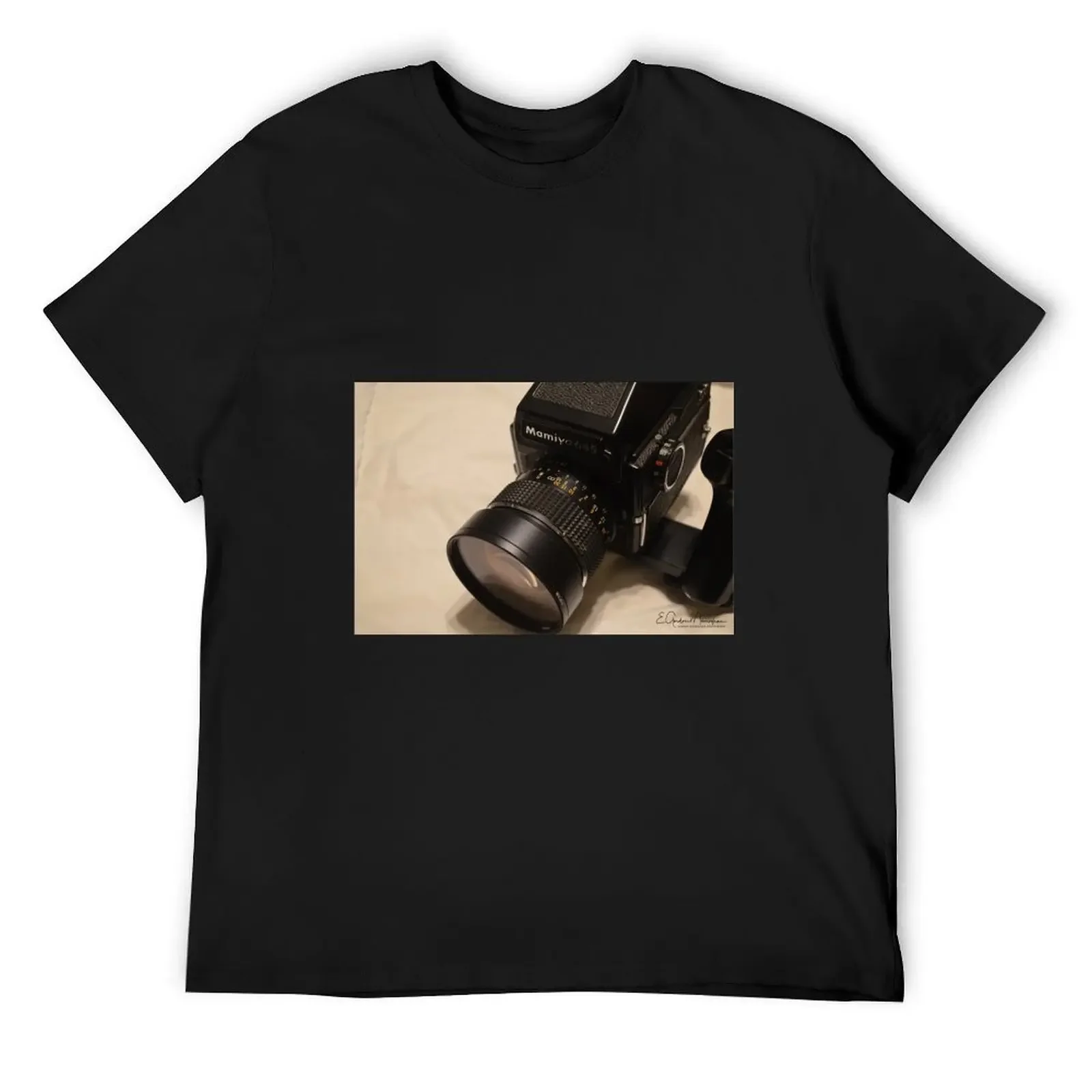 

Mamiya 645 T-Shirt Short sleeve tee vintage t shirts anime clothes vintage anime shirt luxury clothes men