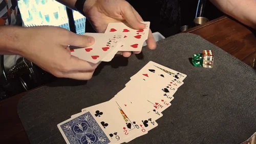 Roll (Gimmicks and Online Instructions) by Chris Congreave Mentalism Magic Tricks Close up Magic Props Card Magia Illusions Fun