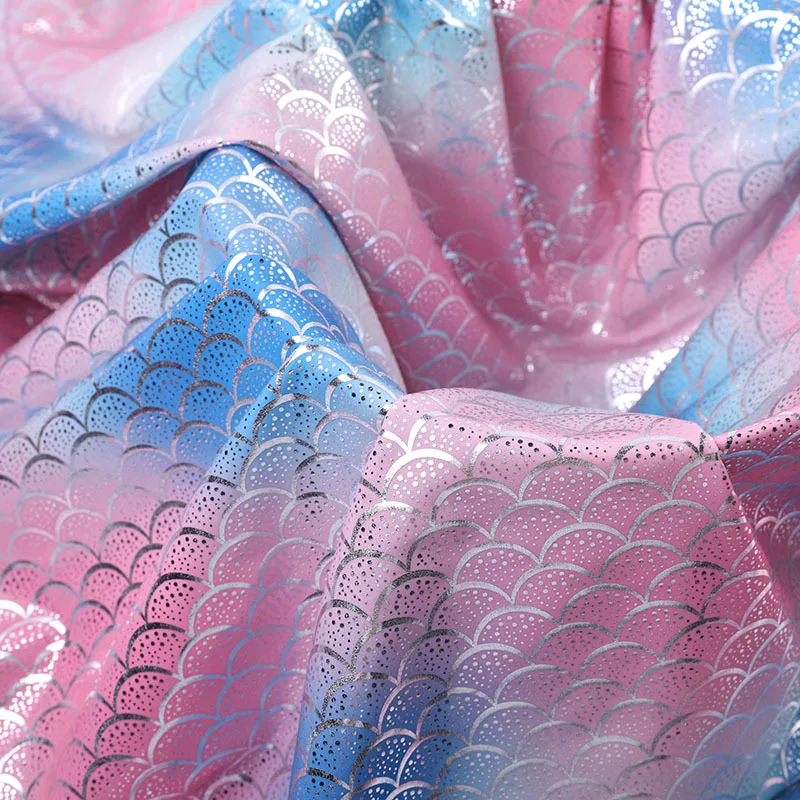 

Fish Scale Pattern Hot Stamping Fabric Gradient Color Changing Elastic Knitted Cloth Mermaid Special Swimwear Fabric