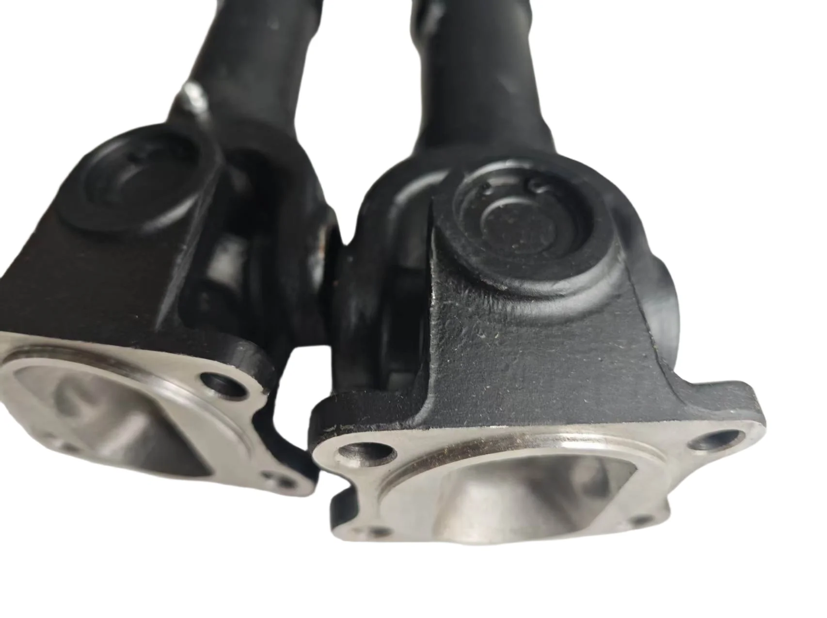 Suitable for Isuzu D-MAX Driveshaft 8-97948761-0 Automotive Chassis Parts view 2