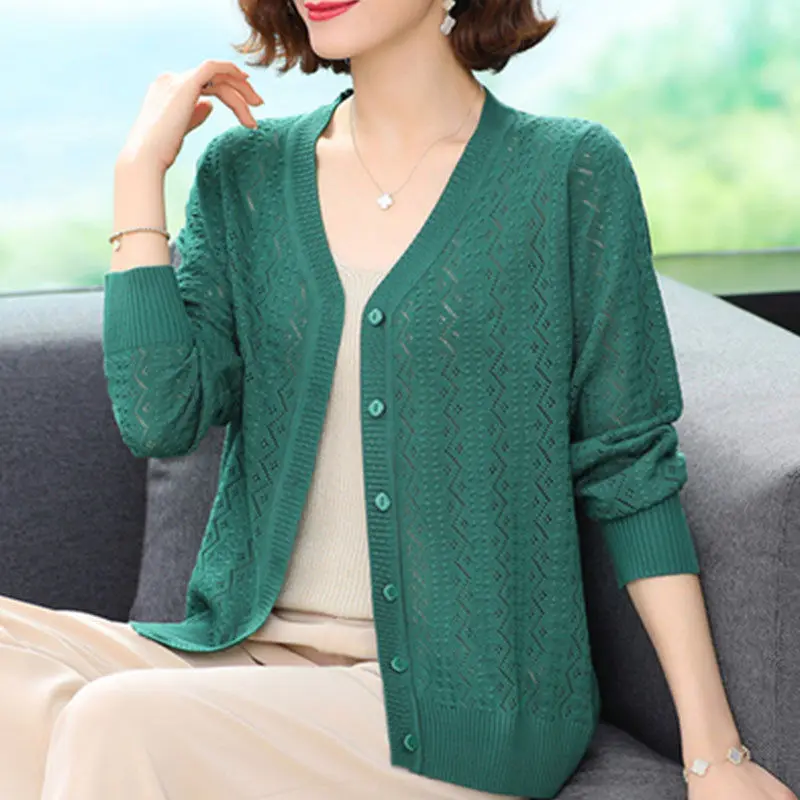 Women Thin Knitted Cardigan Loose Plus Size Air-conditioning Shirt Fashionable Shawl Hollow Sun Protection Top for Women Lazy