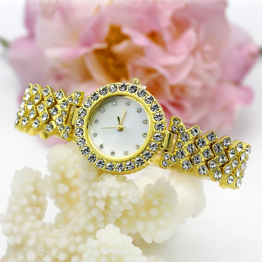 New Fashion Jewelry Watches Ladies Luxurious Full Rhinestone Skysat Bracelet Table Women Dress Watches Girls Gift