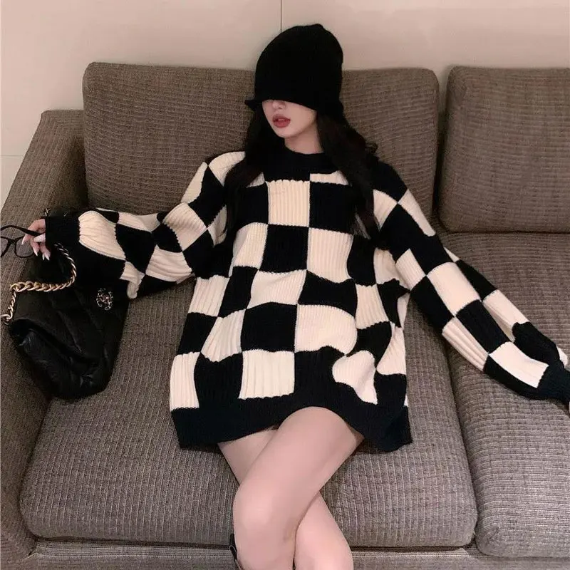 Female Clothing Plaid Knitted Jumpers Korean Patchwork Loose Autumn Winter Commute Long Sleeve Casual Round Neck Midi Sweaters