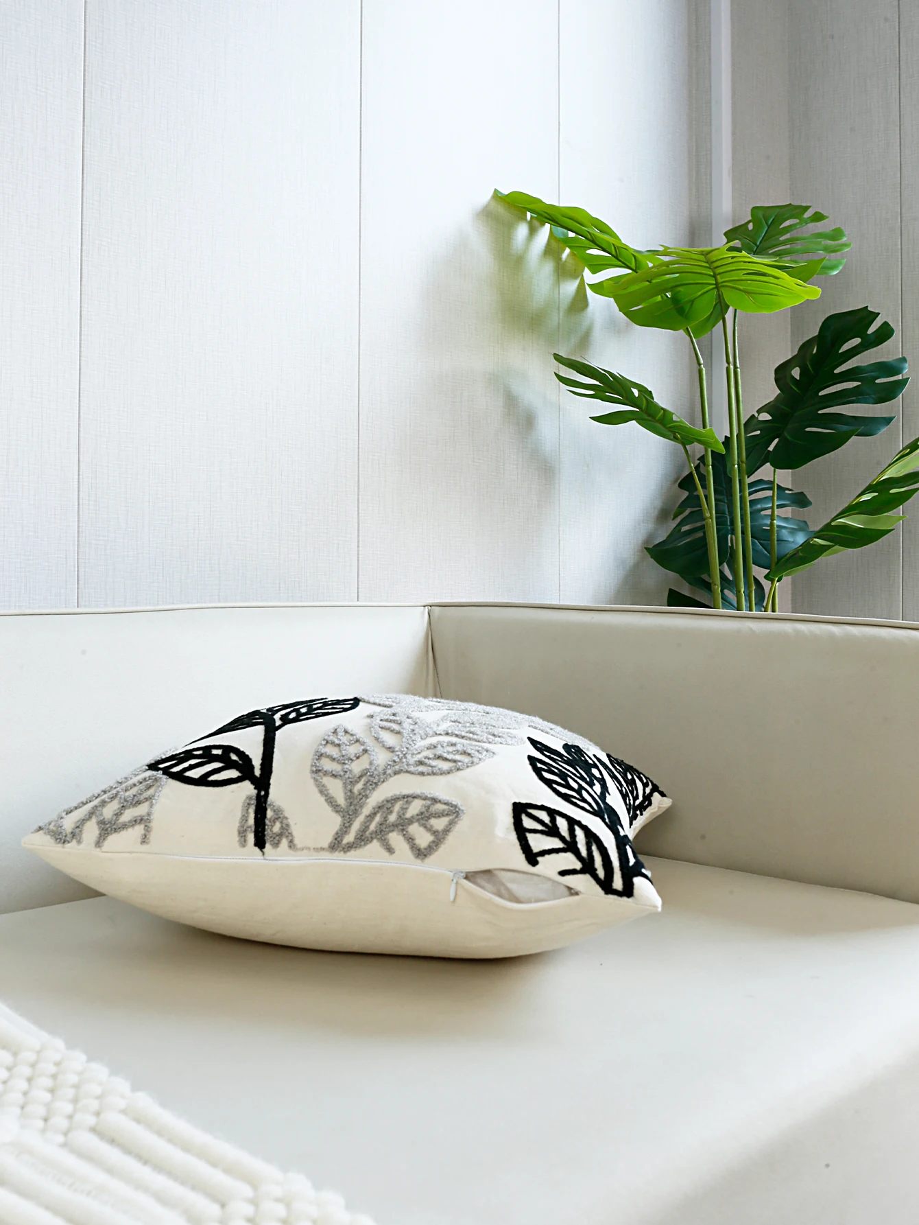 1pc, Black Grey Leaf Towel Embroidered Pillow Case, Velvet Cushion Cover Home Decor Art House Office Sofa Chair Decoration