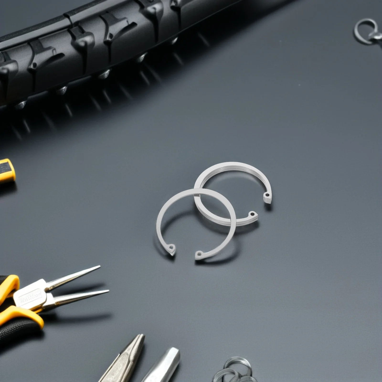 

5Pcs Internal Retaining Rings Stainless Steel C-Clip Snap Rings for Axle Shafts Pins Studs Corrosion Resistant Durable