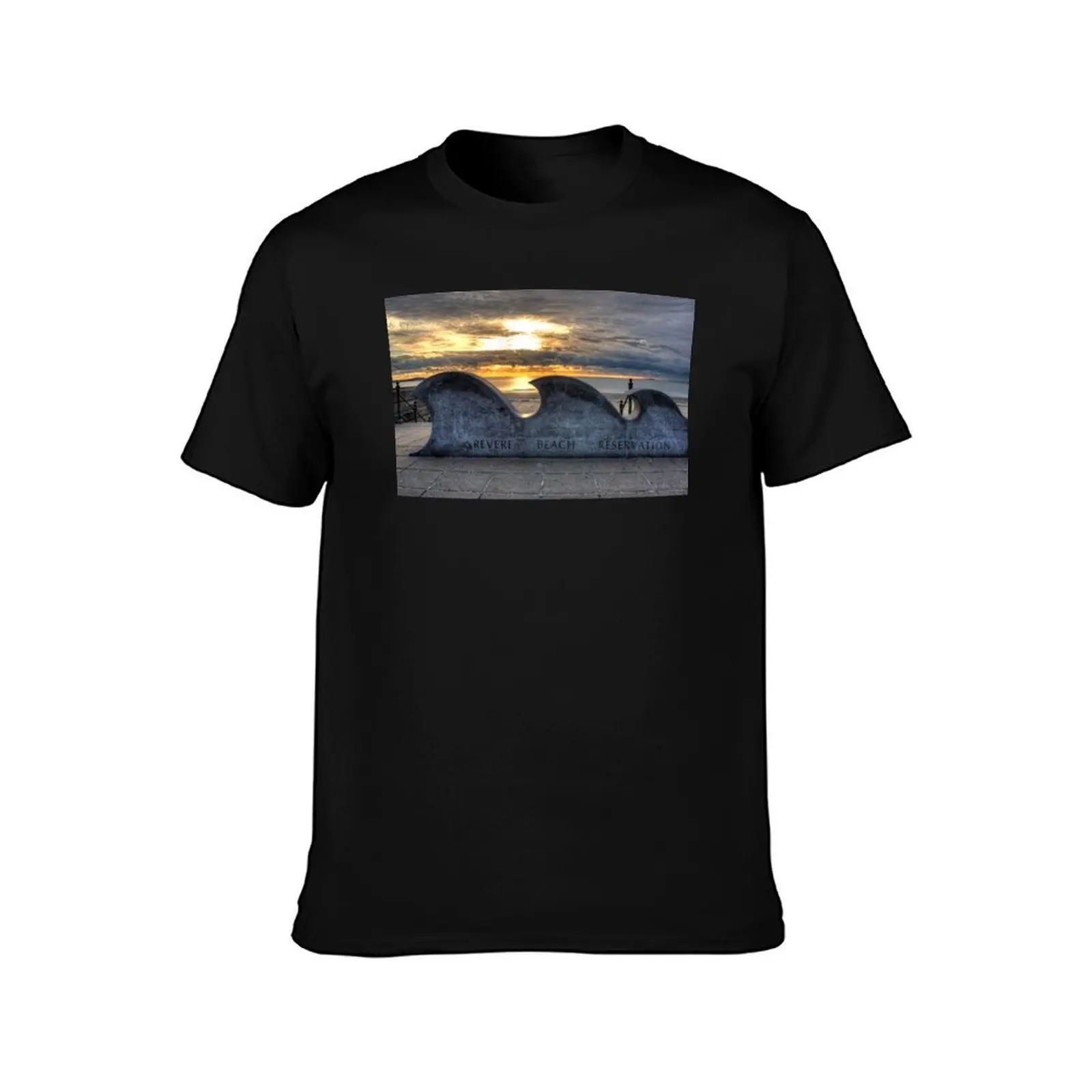 Revere Beach Reservation Wave Sculpture Revere MA T-Shirt, Summer Casual Cotton Tee, Oversized Streetwear Tops, Unisex Men Women