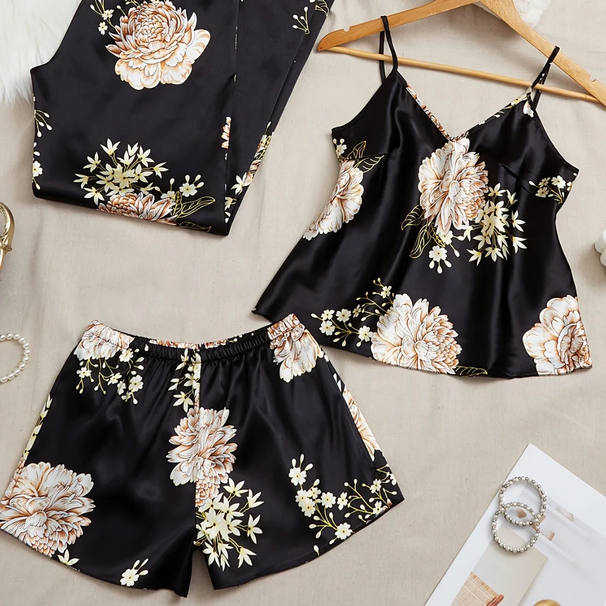 

Sexy and Sexy Camisole Dress, Women's Summer Simulation Silk Backless Pajamas, Thin Set, Ice Silk Home Decor