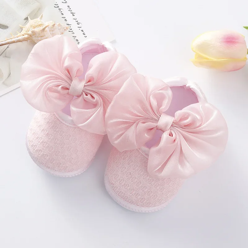 Sepatu bayi baru lahir, sepatu bayi perempuan baru lahir sol lembut pita sutra, sepatu belajar jalan anak perempuan