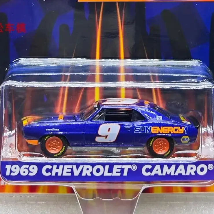 

1: 64 1969 Chevrolet Camaro Chase Elliott First Victory Tribute - Watkins Glen, New York Advanced Collection Ornament Car Models