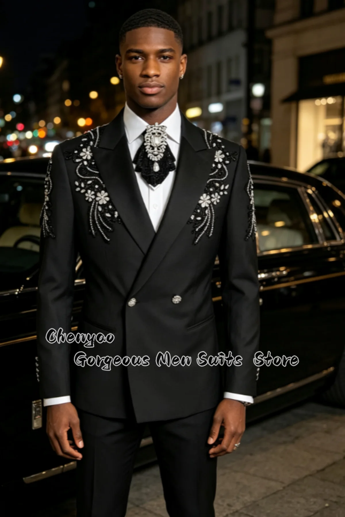 Classic Rhinestone Floral Embroidery Men Suits Slim Groom Wedding Party Tuxedos Customized Male Blazers 2 Pieces ropa hombre