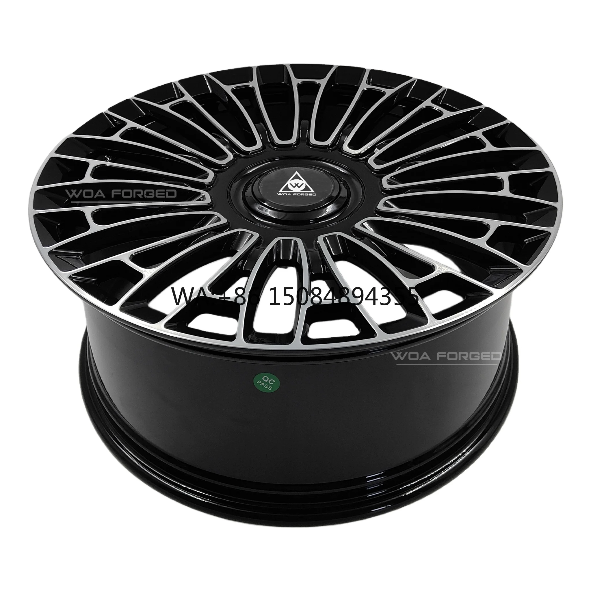 

Custom forged wheels in 21-22 inch, glossy black machine face, lightweight design for new energy vehicles